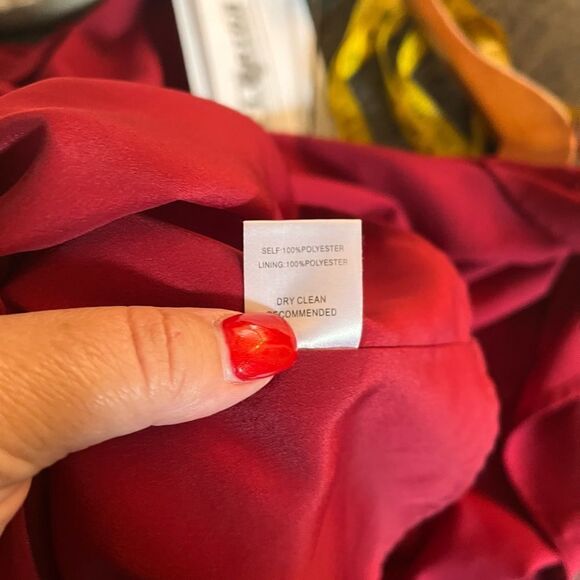 Ali & Jay Burgundy Tiered Spaghetti Strap A-Line Mini Dress sz M - Picture 5 of 5